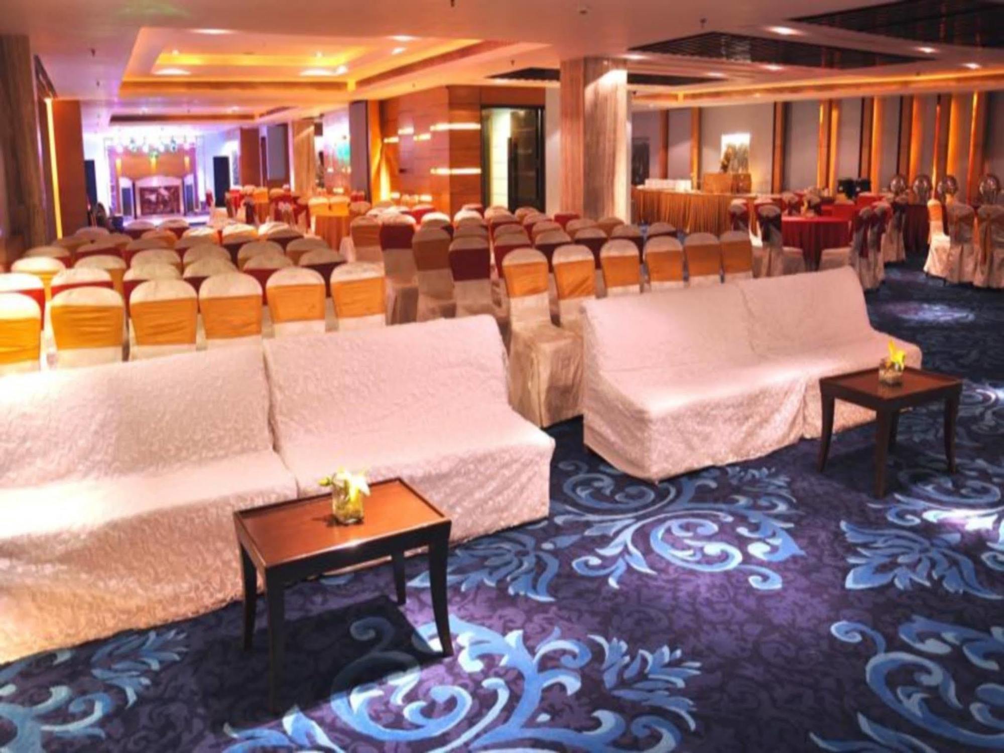 Fortune Sector 27, Noida - Member Itc Hotels' Group Exterior photo